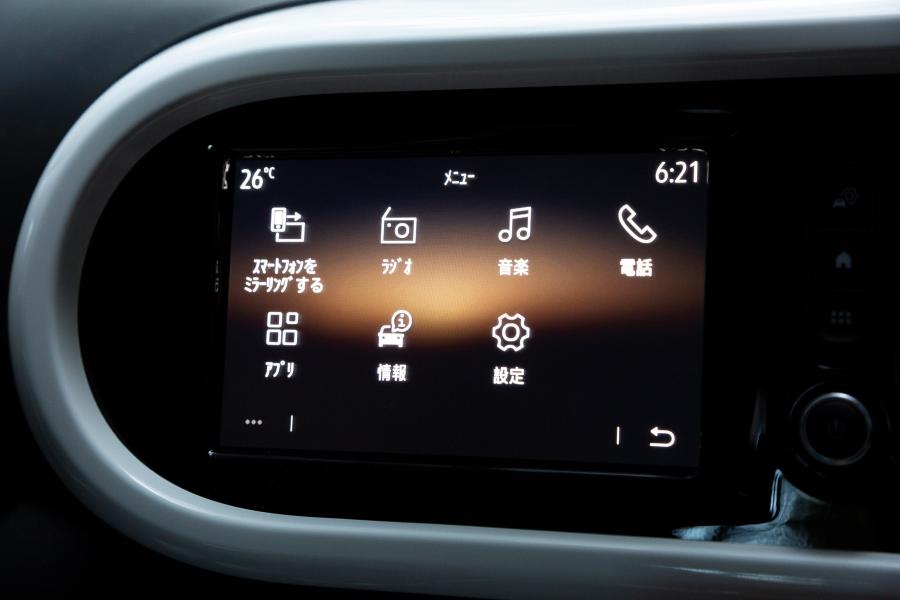 Детали интерьера Renault Twingo 2019 года  (JP) (фото 5 из 29)